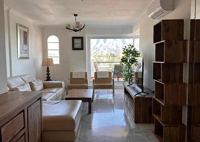 Stunning Views Senorio De Aloha Apartment Marbella