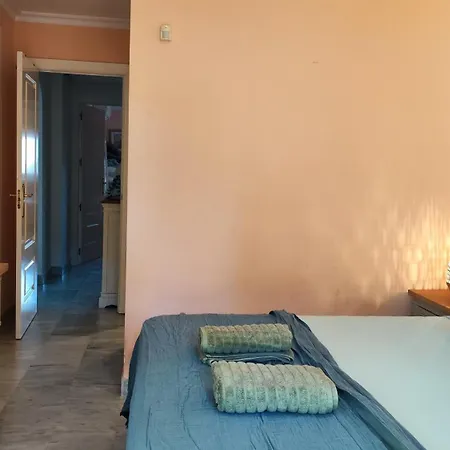 Daire Stunning Views Senorio De Aloha Marbella